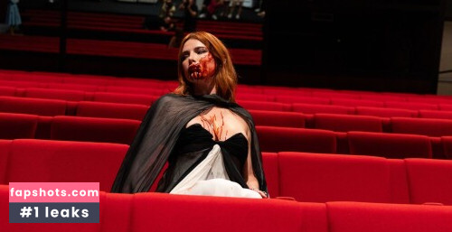 Bella Thorne gallery photo #2193