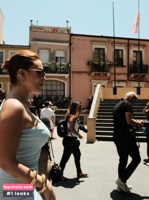 Bella Thorne gallery photo #2214