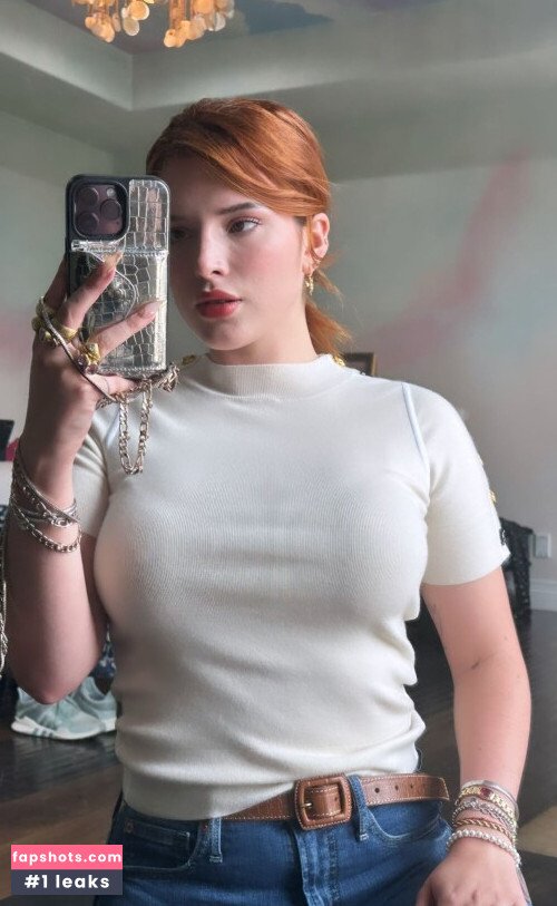 Bella Thorne gallery photo #2251