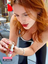 Bella Thorne gallery photo #2255