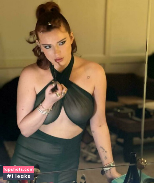 Bella Thorne gallery photo #2330