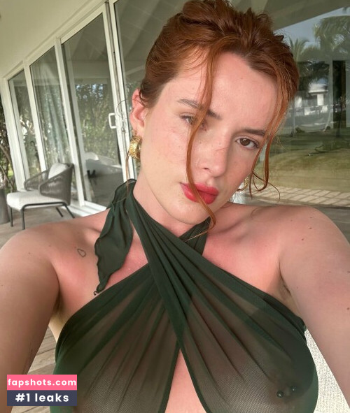 Bella Thorne gallery photo #2470