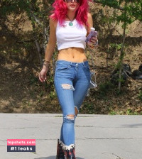 Bella Thorne gallery photo #2660