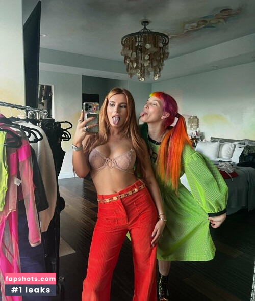 Bella Thorne gallery photo #2760