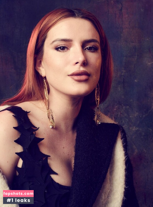 Bella Thorne gallery photo #2768