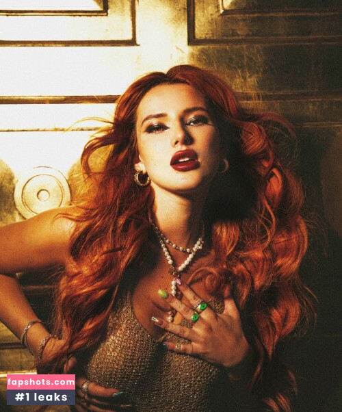 Bella Thorne gallery photo #2908
