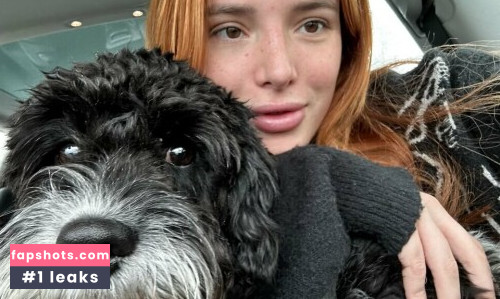 Bella Thorne gallery photo #2960