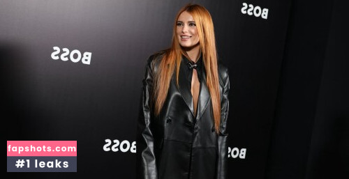 Bella Thorne gallery photo #3026