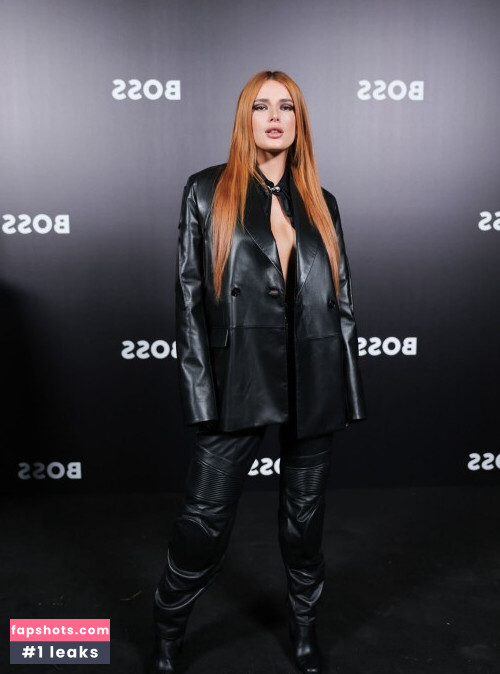 Bella Thorne gallery photo #3054