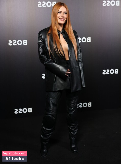 Bella Thorne gallery photo #3058