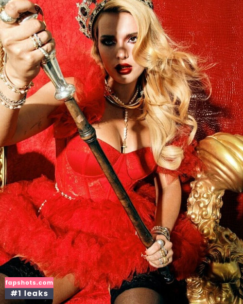 Bella Thorne gallery photo #3092