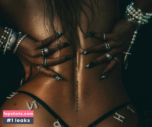 Bella Thorne gallery photo #3161