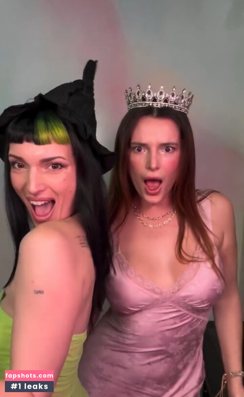 Bella Thorne gallery photo #422