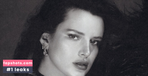 Bella Thorne gallery photo #716