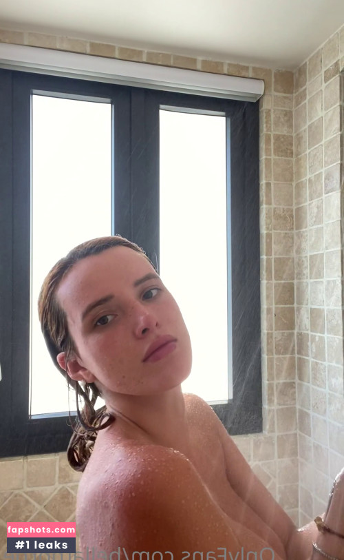 Bella Thorne gallery photo #729