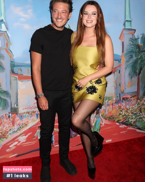 Bella Thorne gallery photo #751