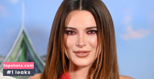 Bella Thorne gallery photo #787