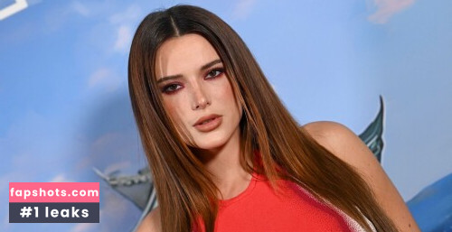 Bella Thorne gallery photo #788