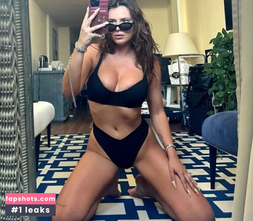 Bella Thorne gallery photo #985