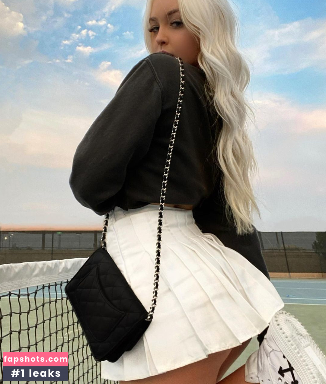 BellaDuffy gallery photo #17