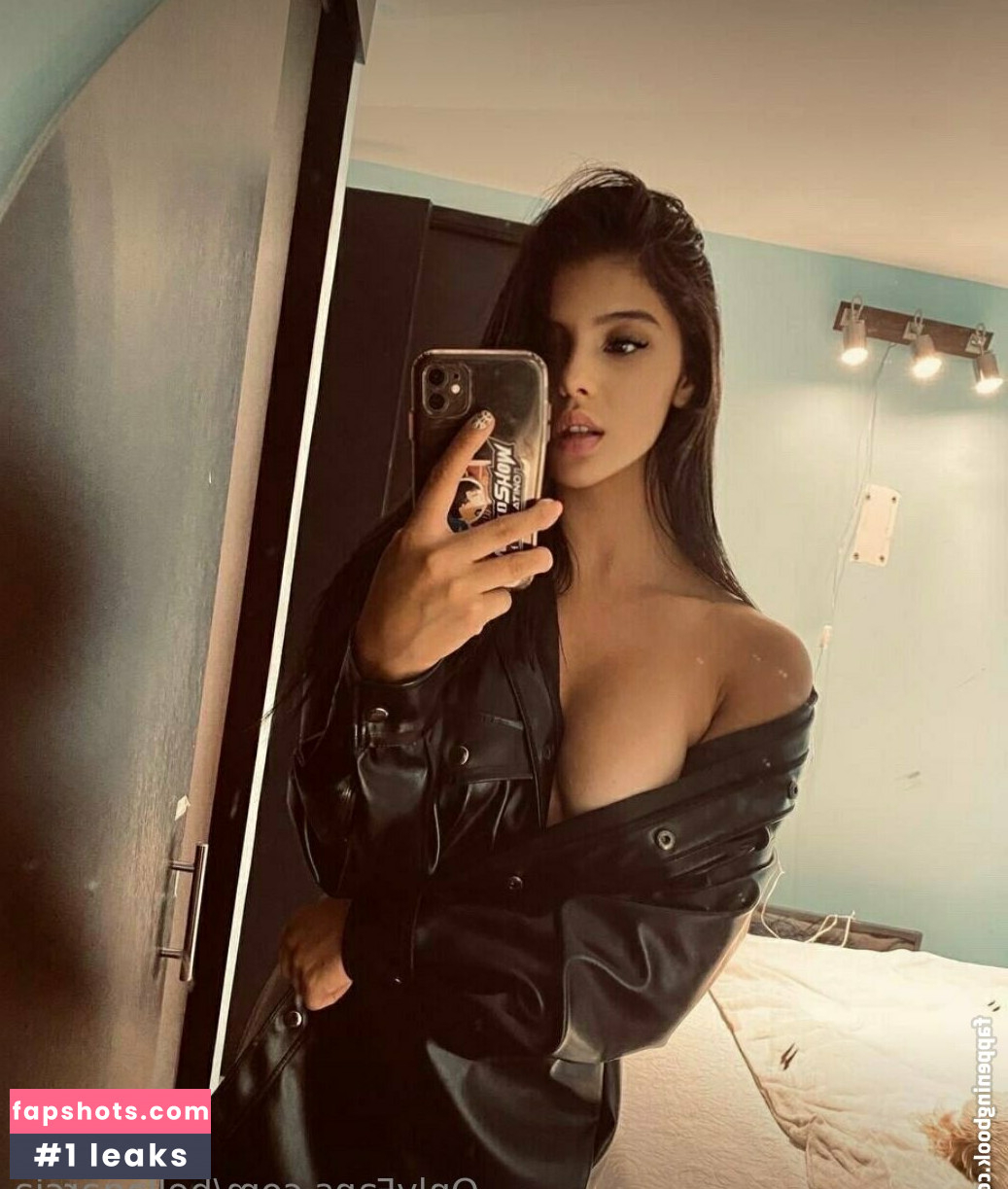 Bellagarcia Nude Leaks OnlyFans Photos #10 - LeakJerk