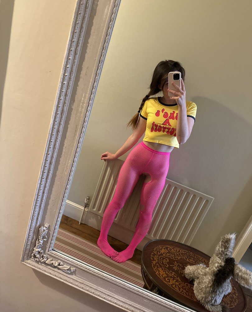 belle-delphine-11 gallery photo #1338