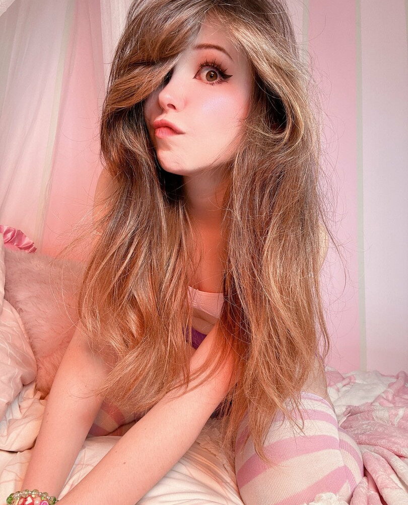belle-delphine-11 gallery photo #1556