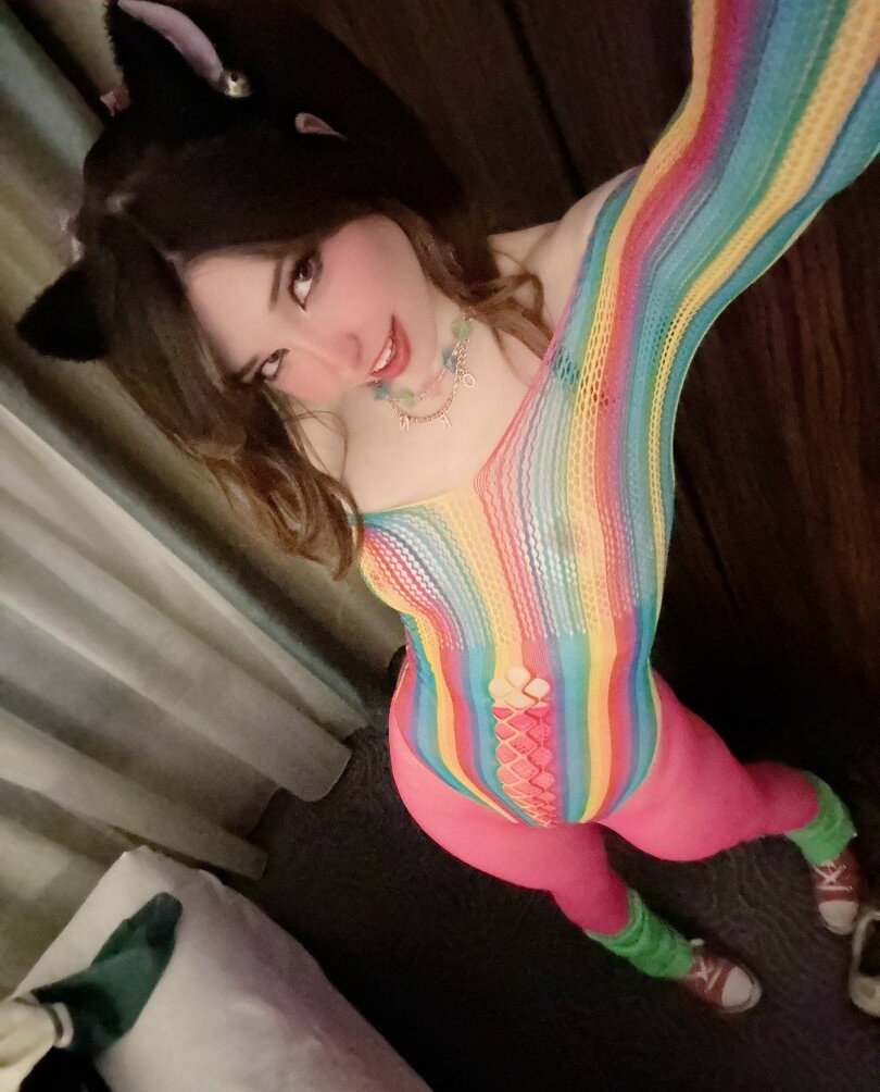 belle-delphine-11 gallery photo #1690