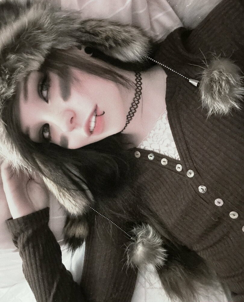belle-delphine-11 gallery photo #2181
