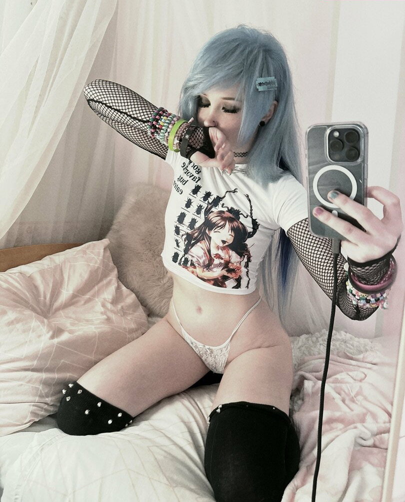 belle-delphine-11 gallery photo #2206