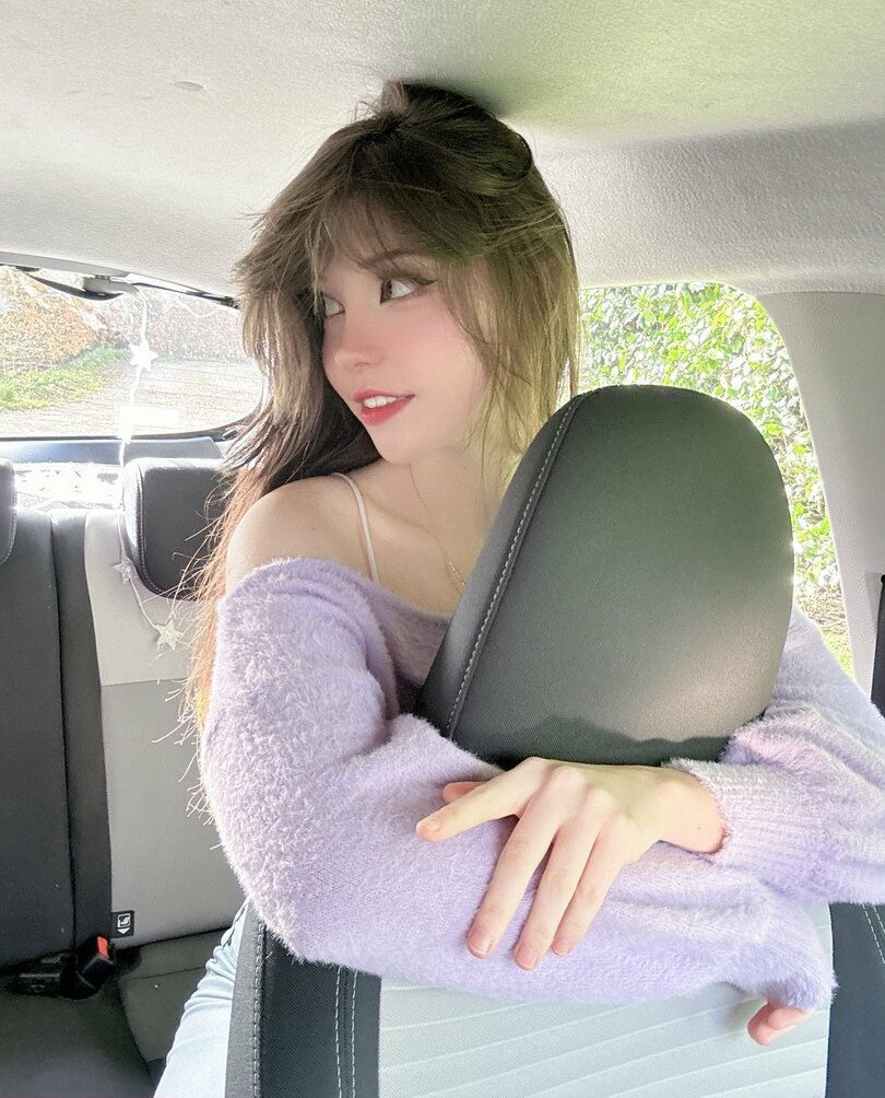 belle-delphine-11 gallery photo #2416