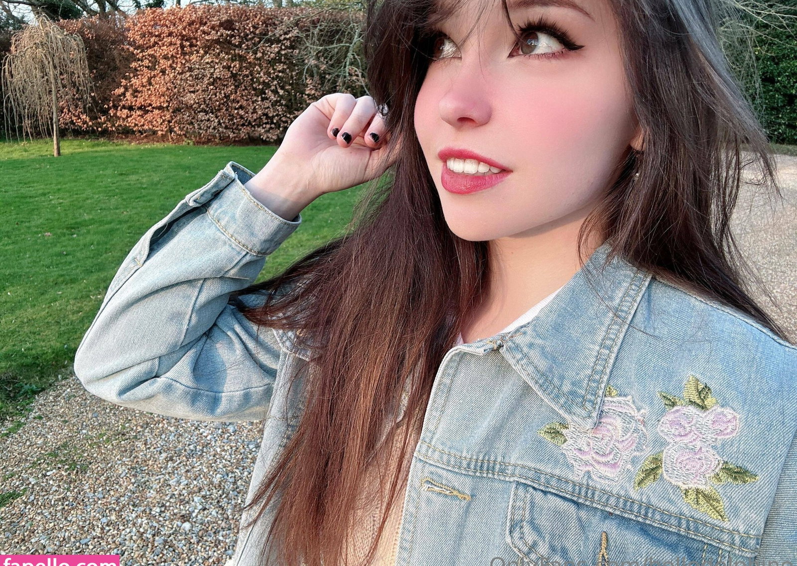 belle-delphine-11 gallery photo #2489