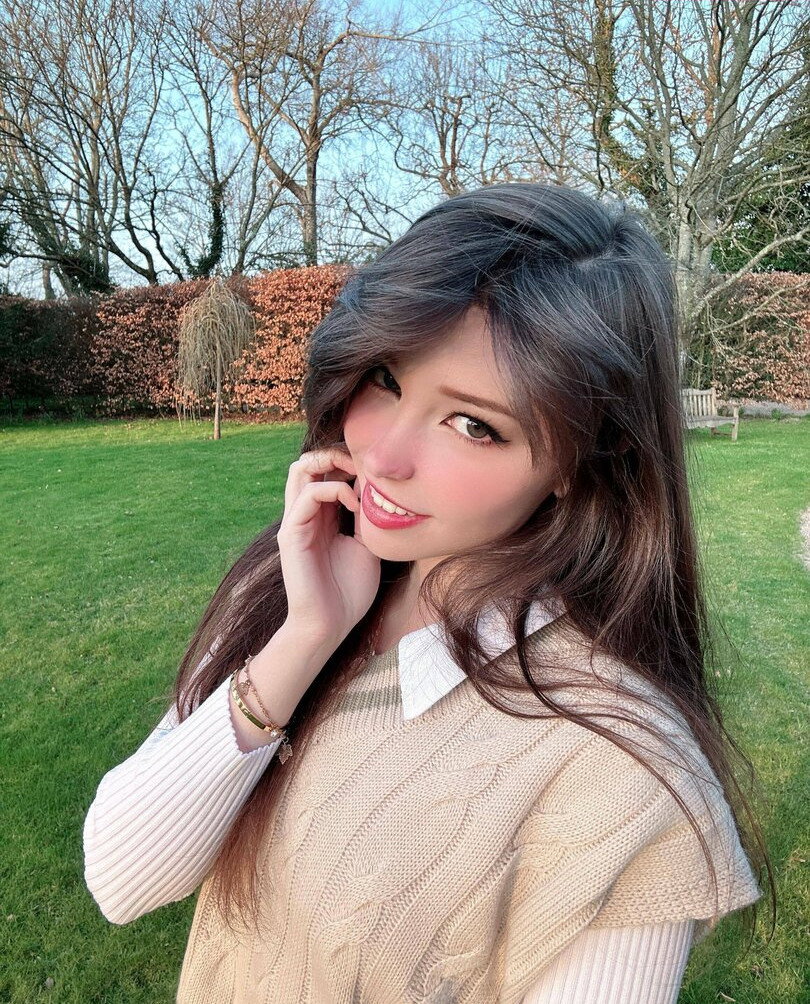 belle-delphine-11 gallery photo #2490
