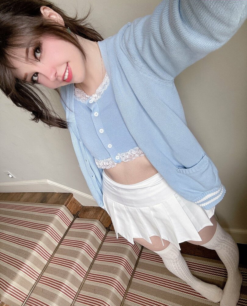 belle-delphine-11 gallery photo #2503