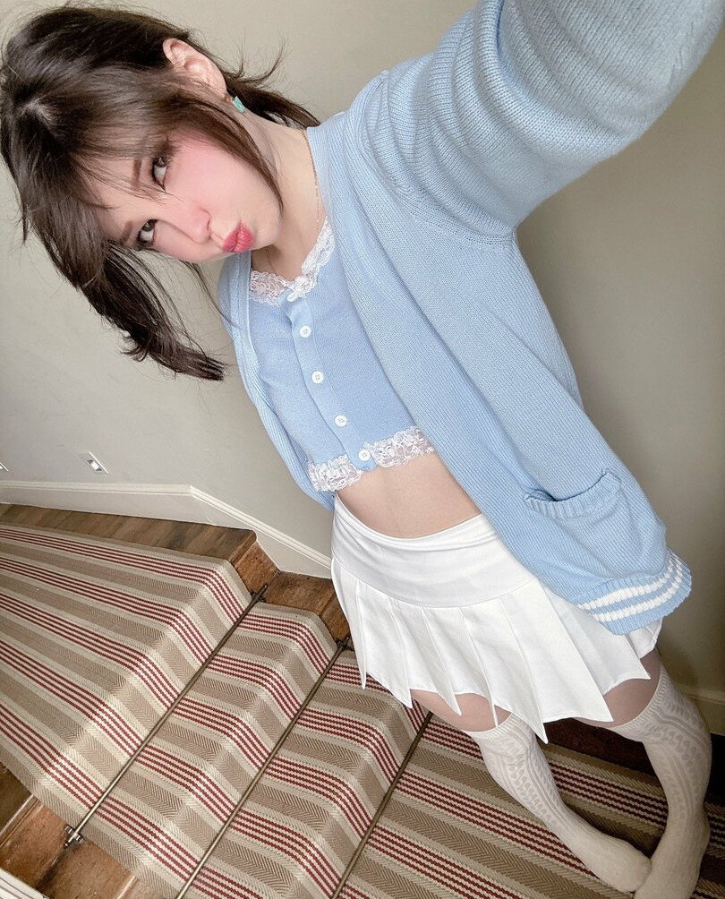 belle-delphine-11 gallery photo #2505