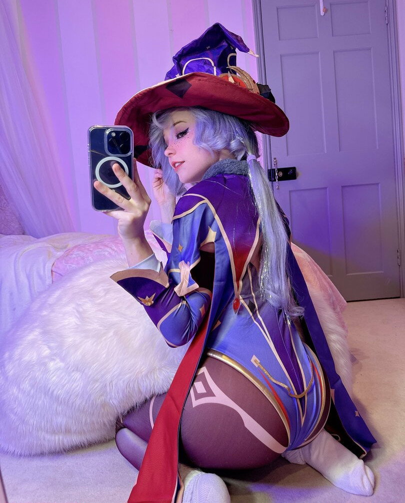 belle-delphine-11 gallery photo #2670