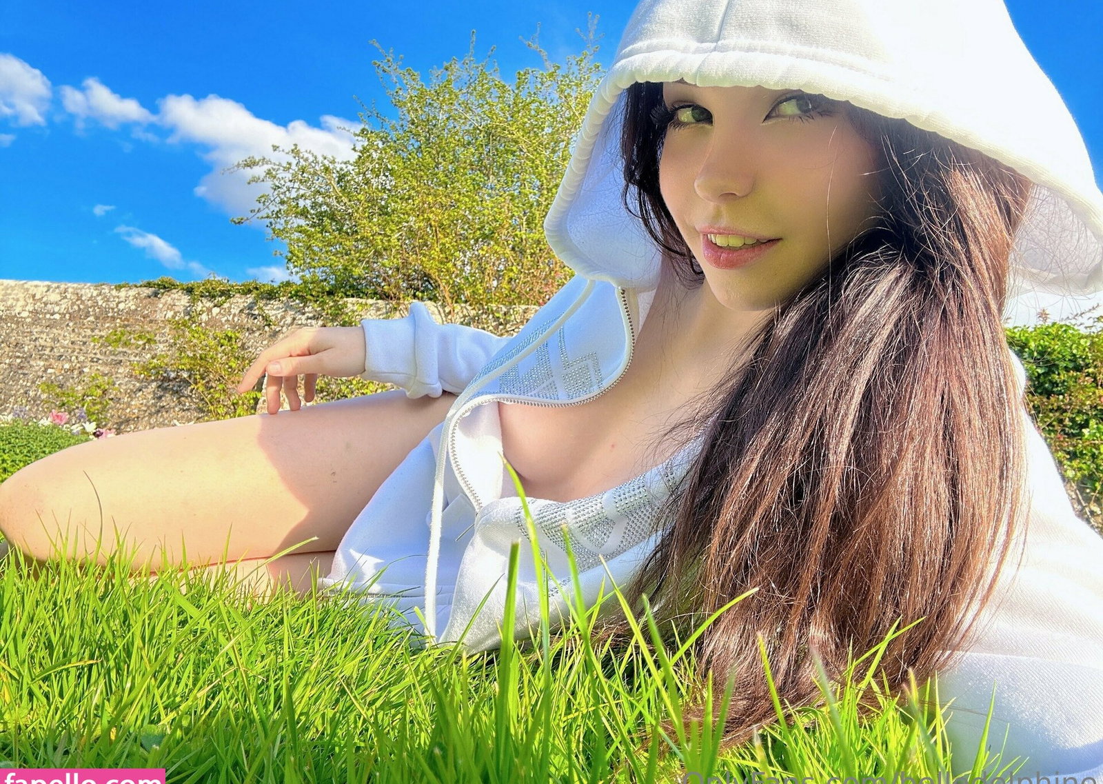 belle-delphine-11 gallery photo #3184