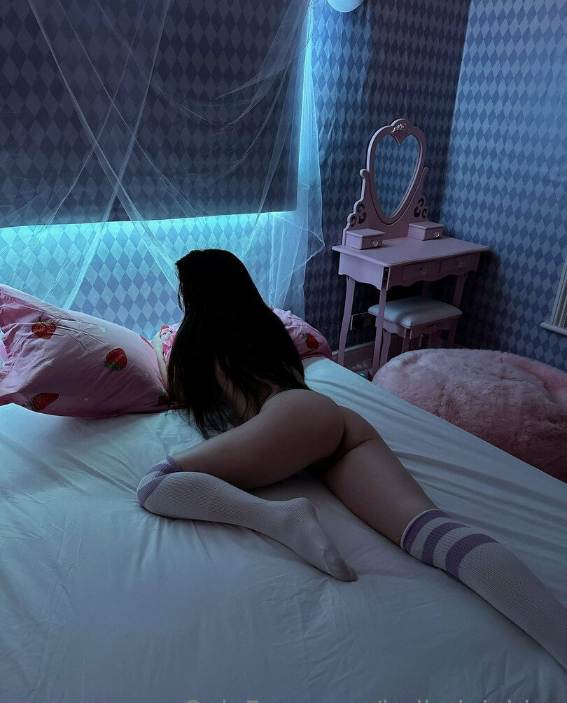 belle-delphine-11 gallery photo #3540