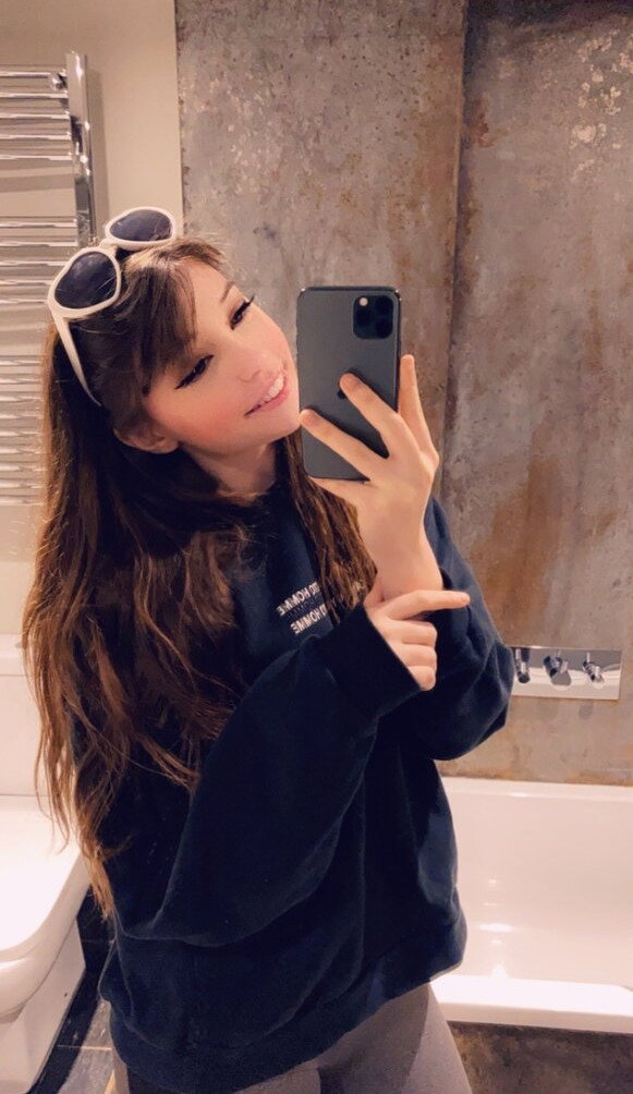 belle-delphine-11 gallery photo #433