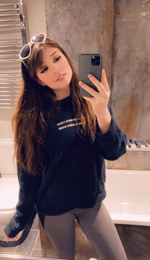 belle-delphine-11 gallery photo #434