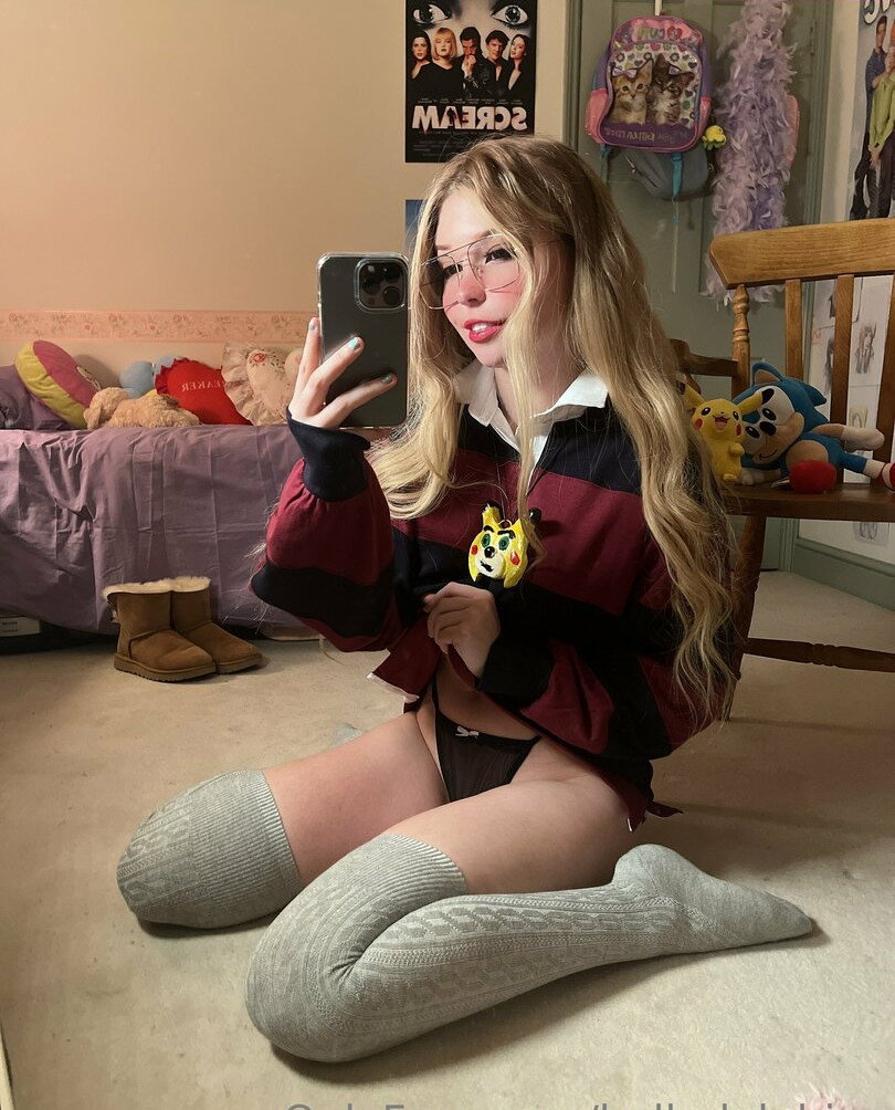 belle-delphine-11 gallery photo #4343