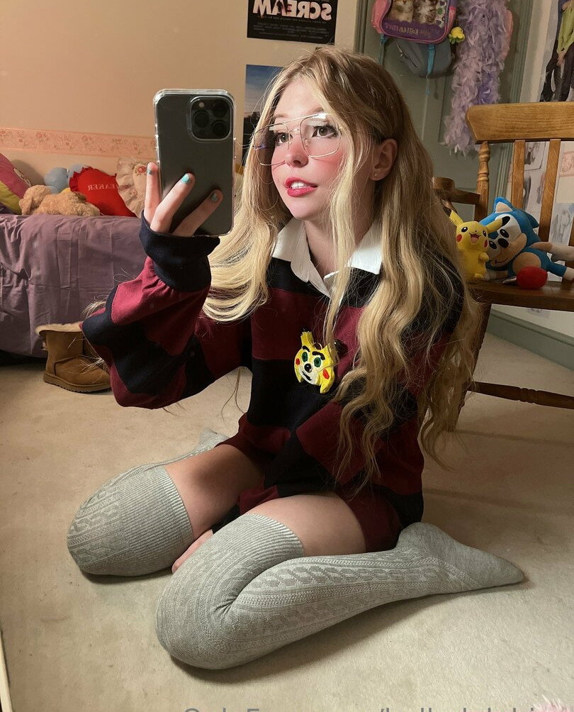 belle-delphine-11 gallery photo #4354