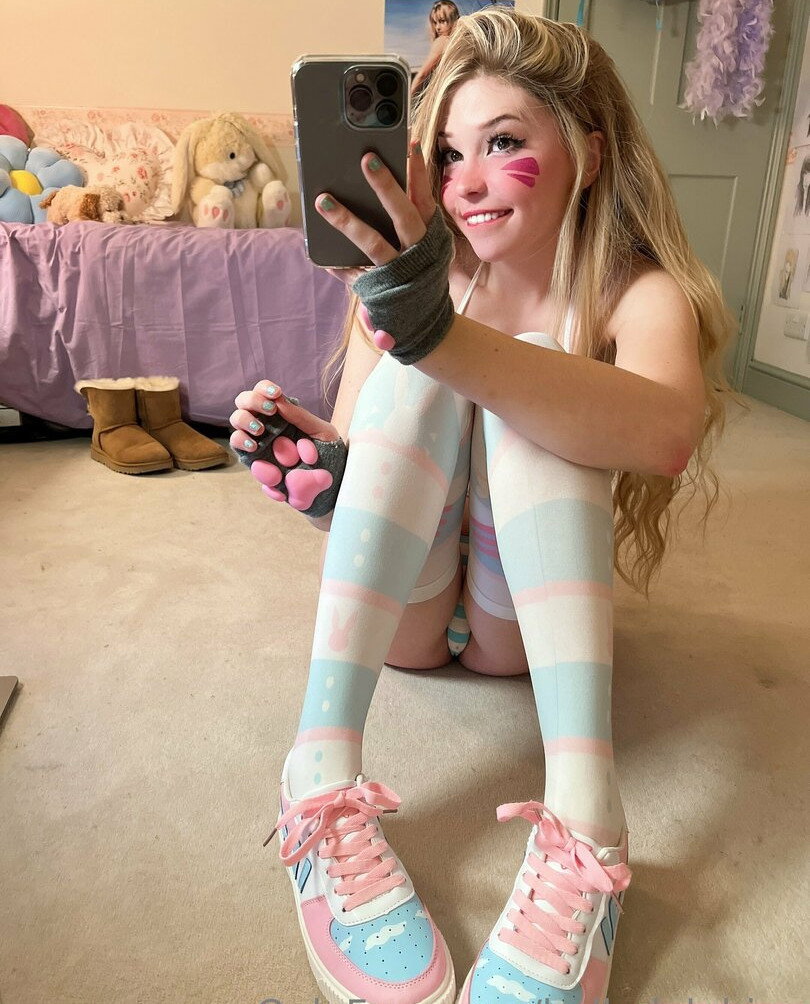 belle-delphine-11 gallery photo #4441