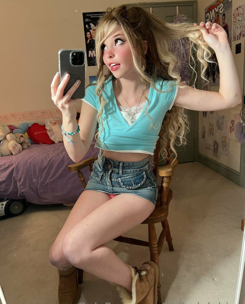 belle-delphine-11 gallery photo #4575