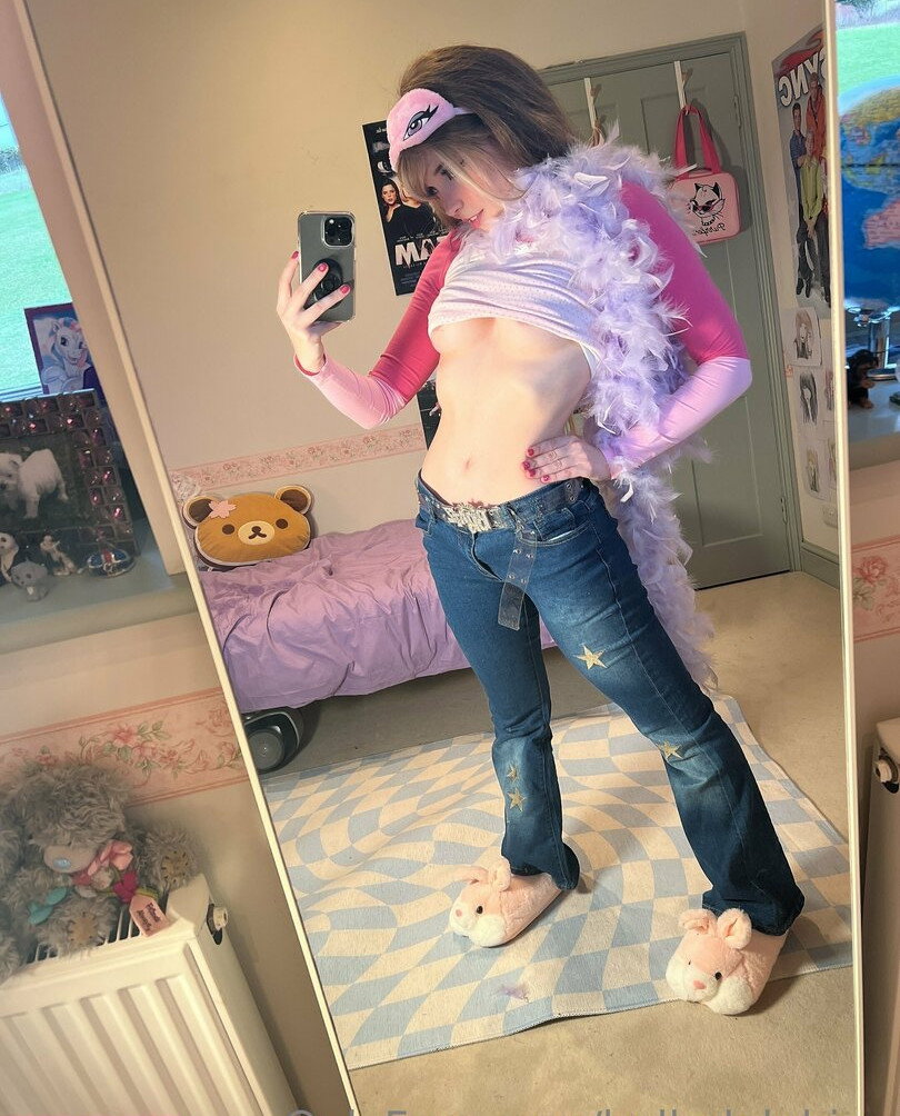 belle-delphine-11 gallery photo #4867