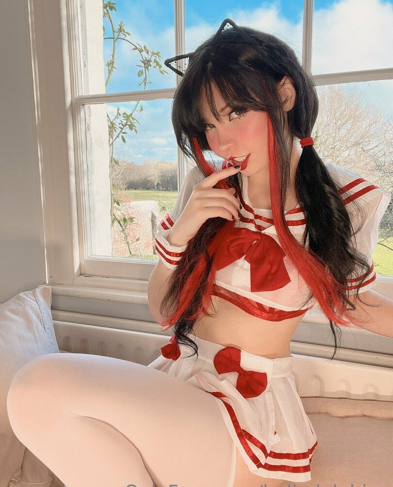 belle-delphine-11 gallery photo #5555