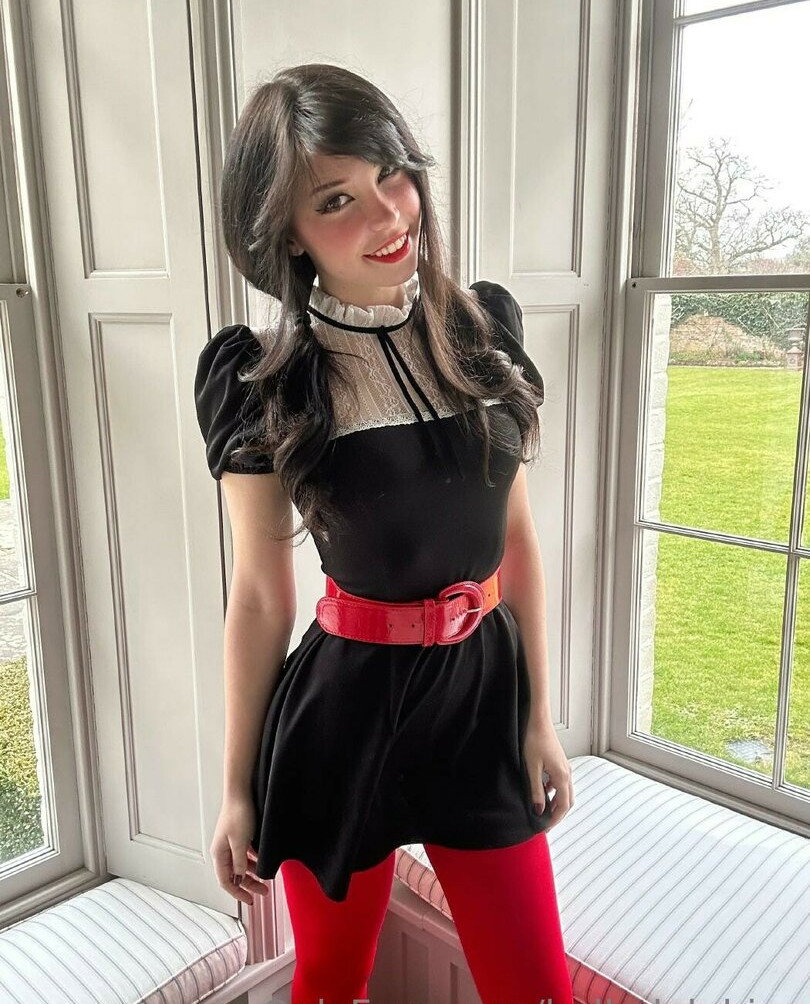 belle-delphine-11 gallery photo #5618