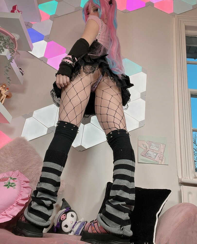 belle-delphine-11 gallery photo #6174
