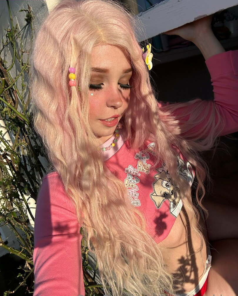 belle-delphine-11 gallery photo #7733