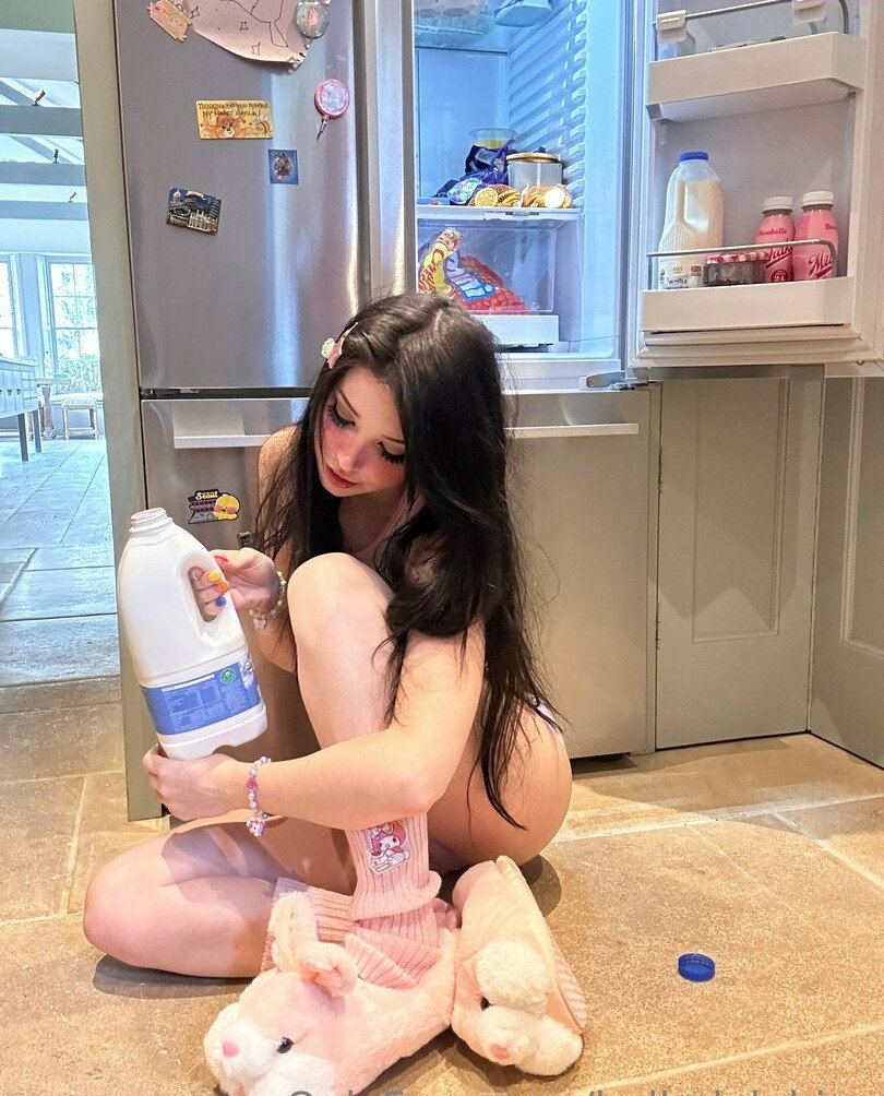 belle-delphine-11 gallery photo #8371